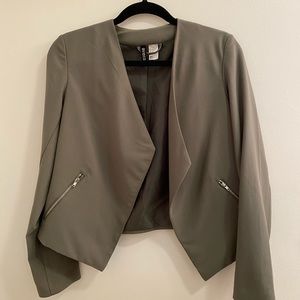 Olive H&M cropped blazer, S